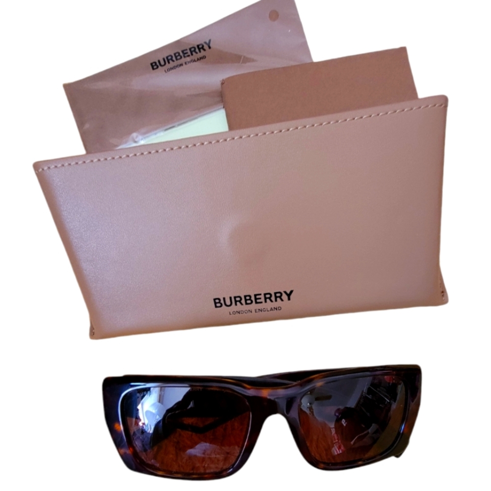 Brown Rectangular Sunglasses - Picture 11 of 16